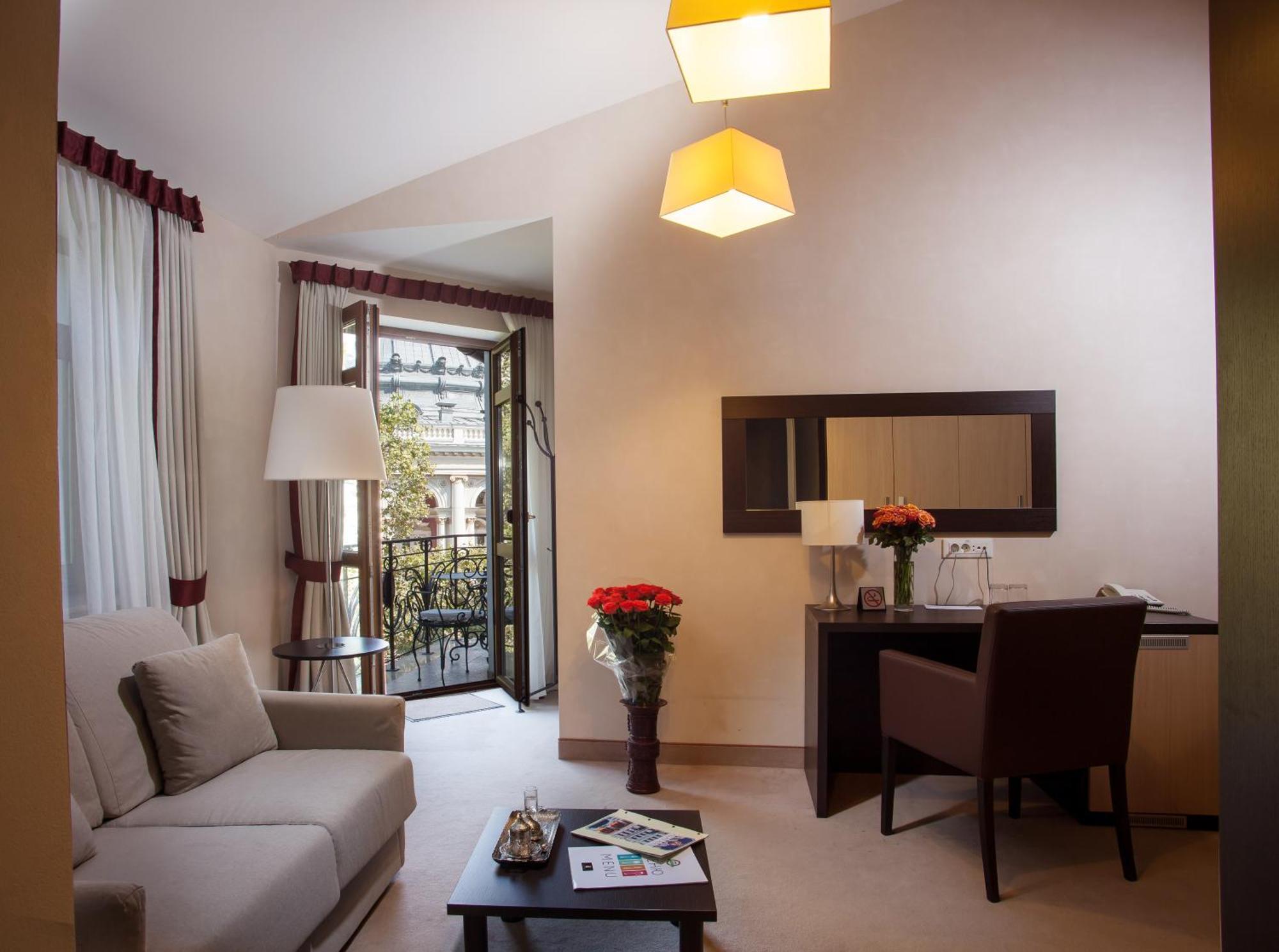Family Suite Balcony