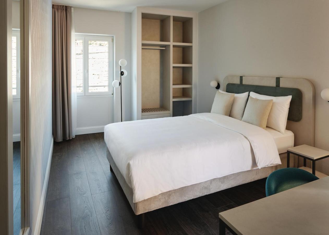 Garden Queen-Double Room,1005659860:JPEG