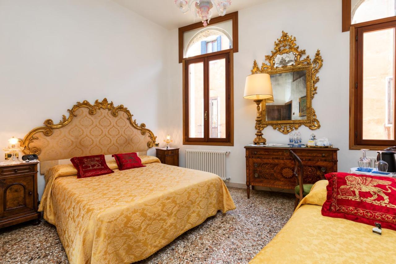 Triple Room Canal View