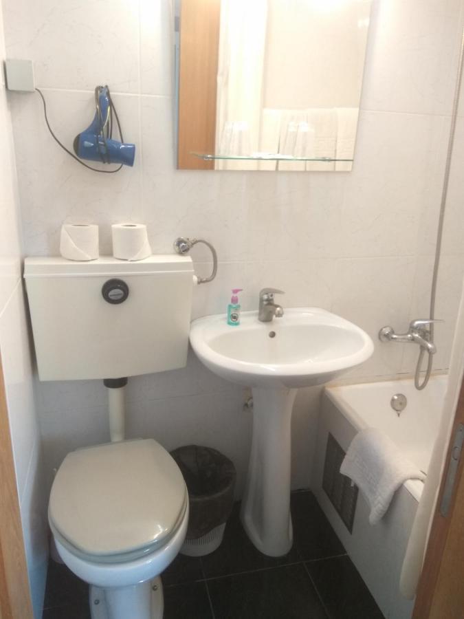 Economy Twin Room