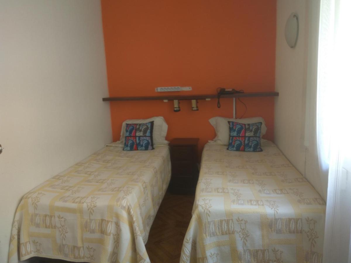 Economy Twin Room