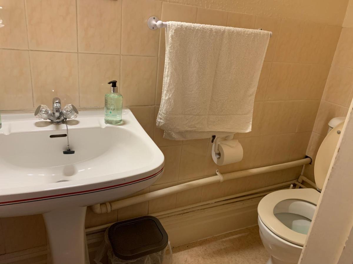 Triple Room with Shared Bathroom