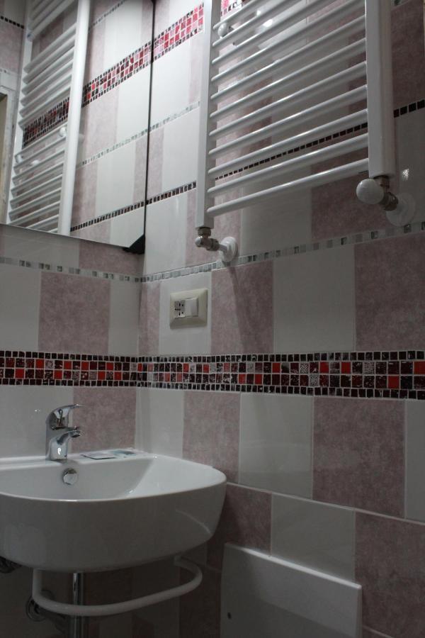 Twin Room Private Bathroom,1033630199:JPEG