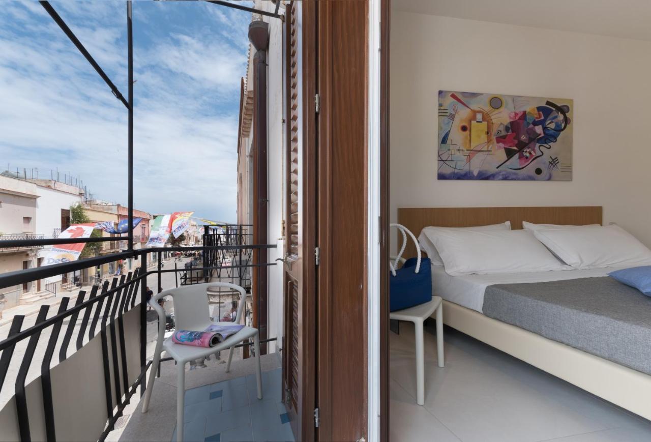 Triple Room Balcony
