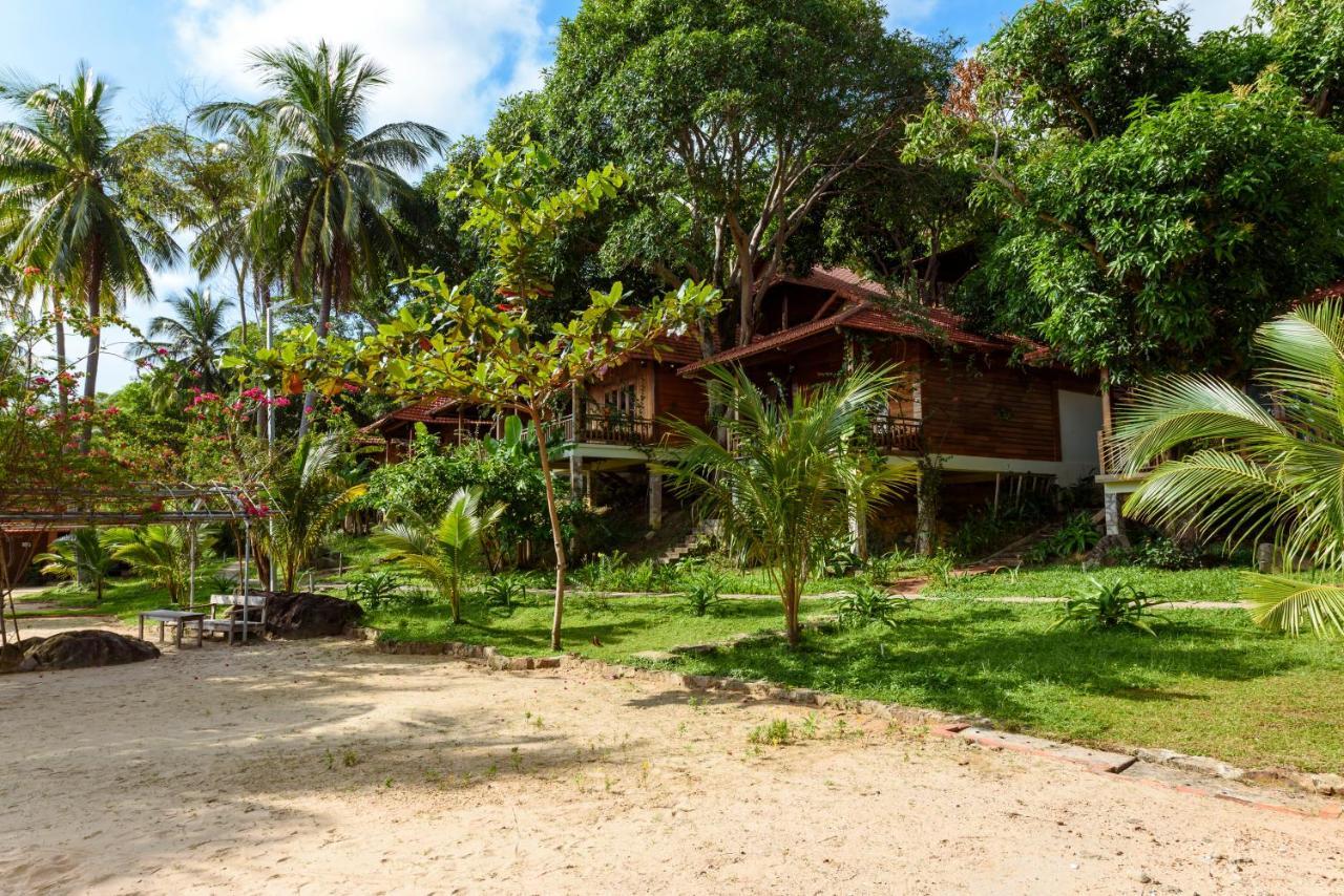 Beach Front Bungalow - Free all Minibar,1082736547:JPEG