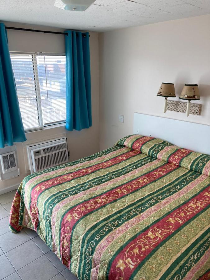 Queen Room,1074191323:JPEG