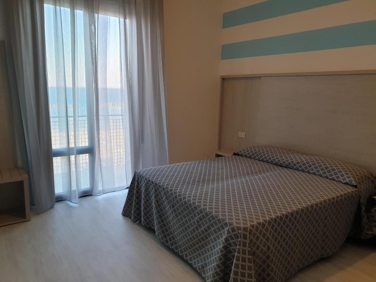 Chambre Double ou Lits Jumeaux - Vue sur Mer