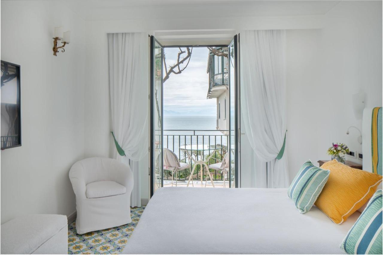 Executive Double Room Partial Sea View
