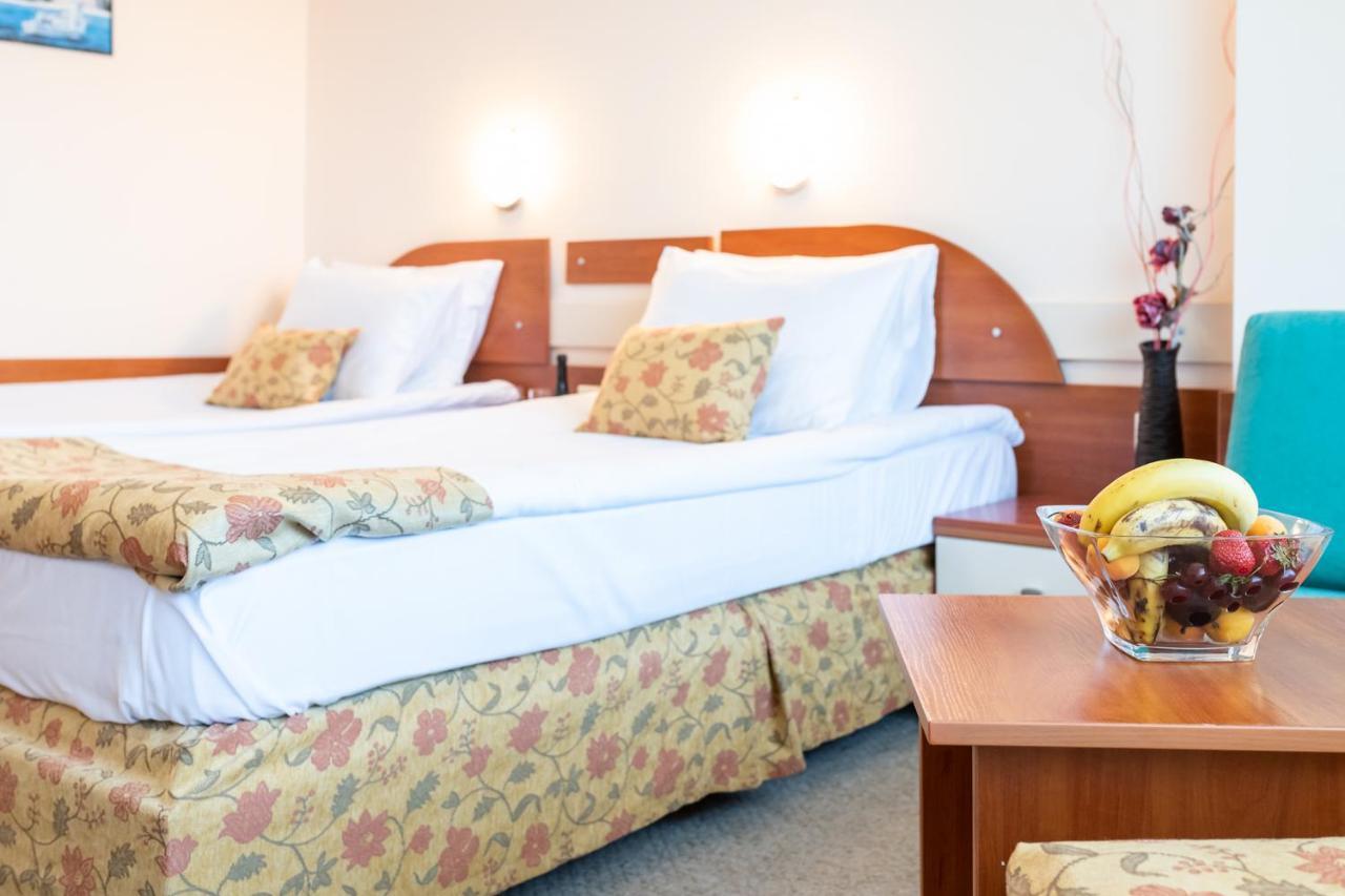 Double Room Side Sea View