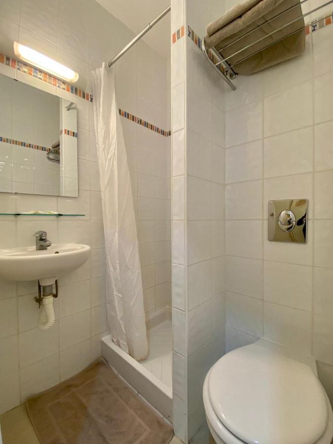 Standard Double Room,1091627985:JPEG
