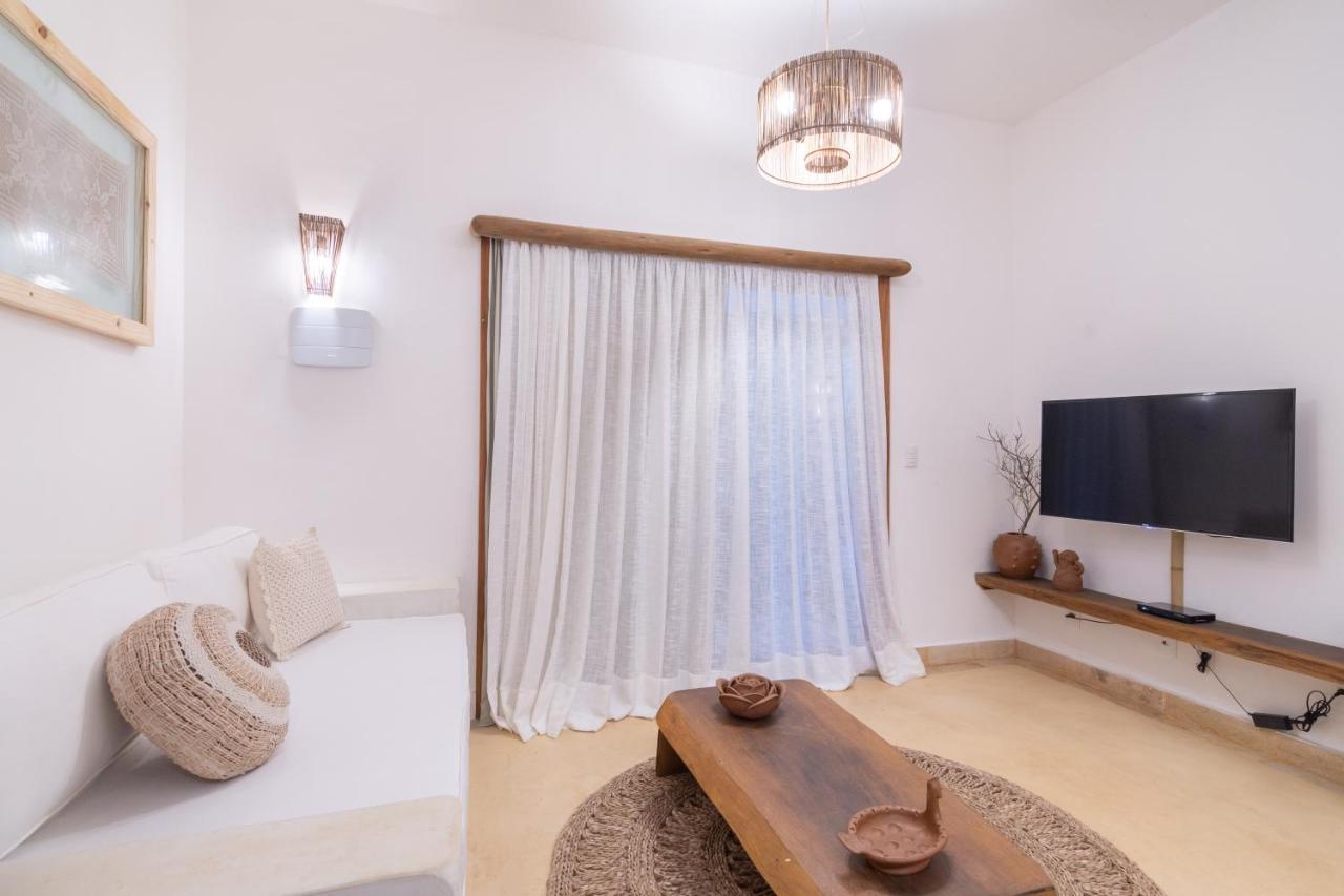 Two-Bedroom Apartment,1099773330:JPEG