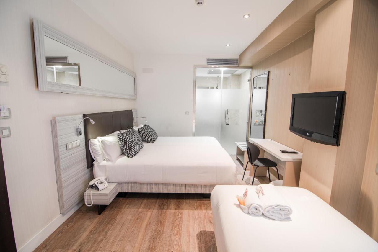Dreibettzimmer
