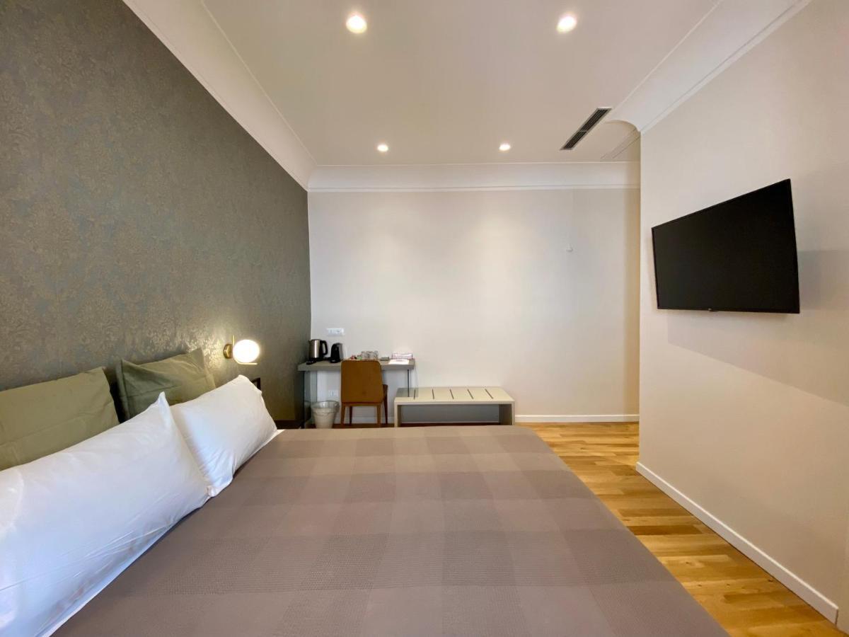 Double Room Private Bathroom