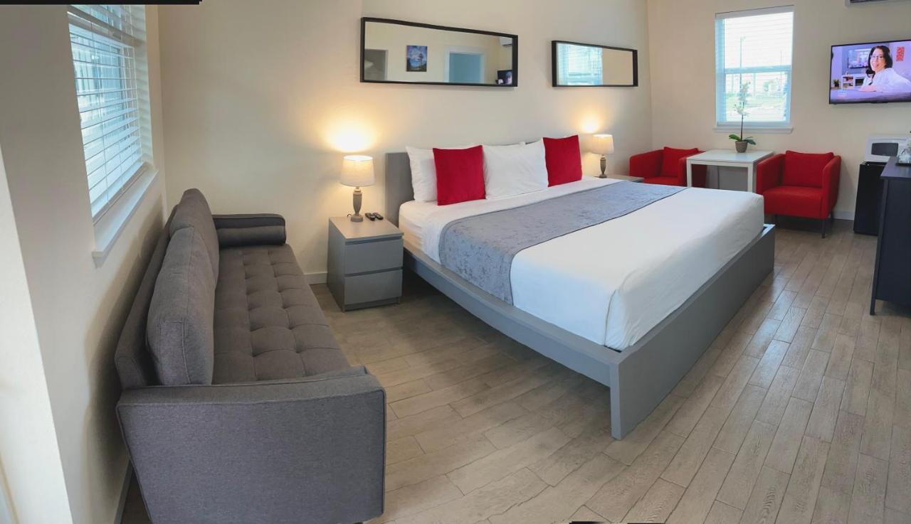 King Room,1261098691:JPEG