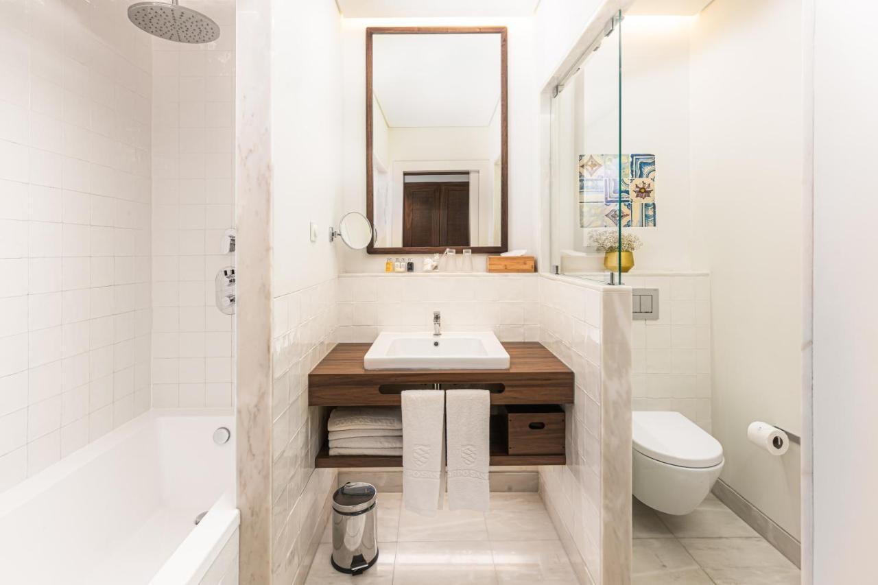Superior Deluxe Double or Twin Room