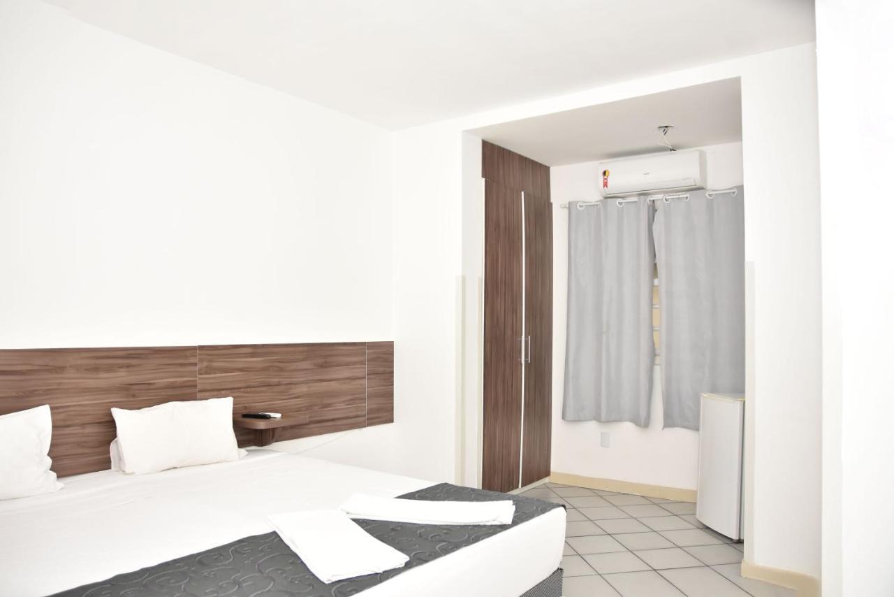 Suite,1134769276:JPEG