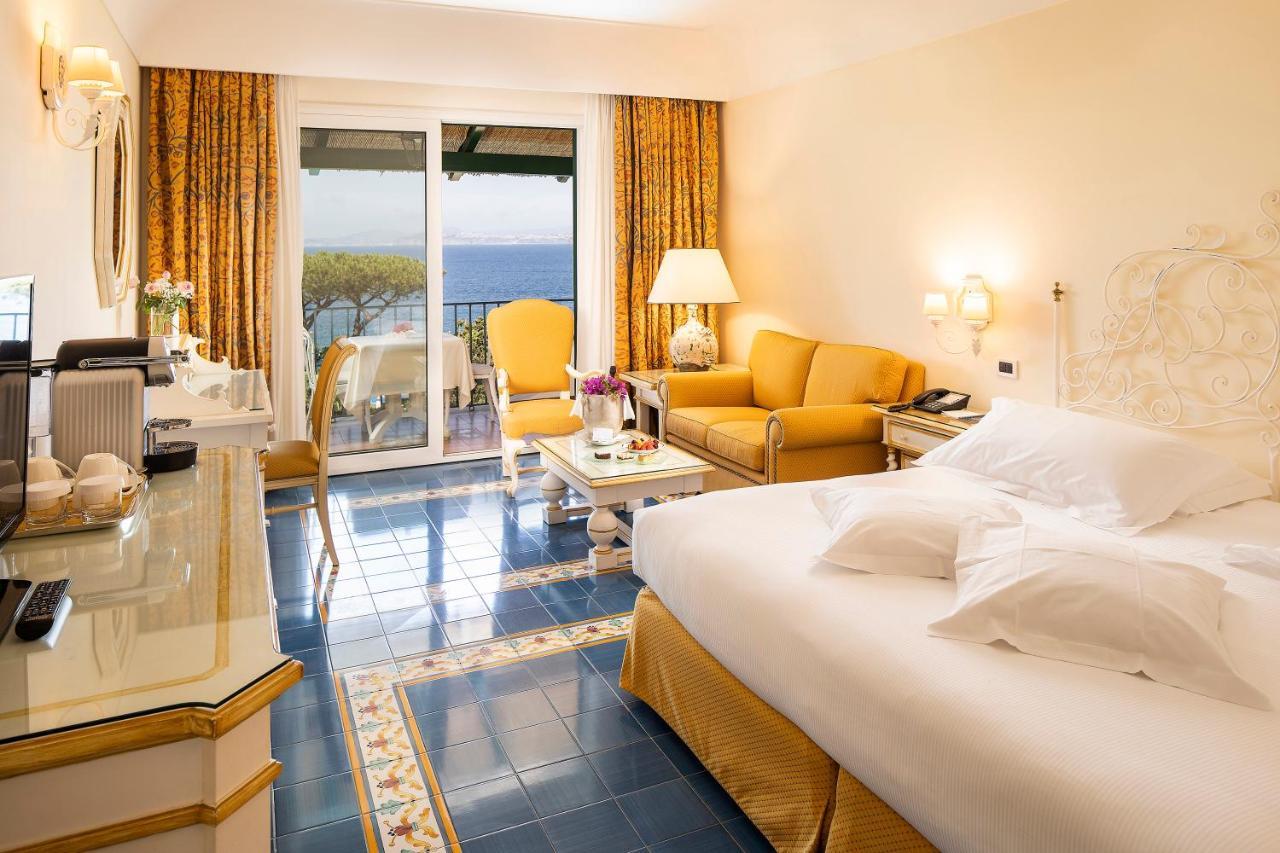 Deluxe Double or Twin Room with Sea View,1162140666:JPEG