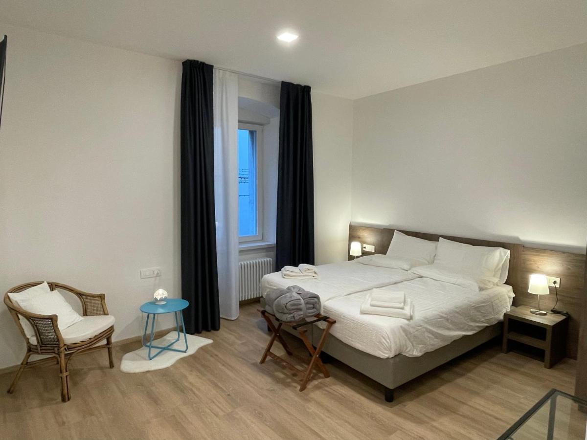 Double or Twin Room,1174801574:JPEG