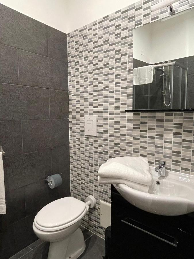 Camera Matrimoniale con Bagno Privato