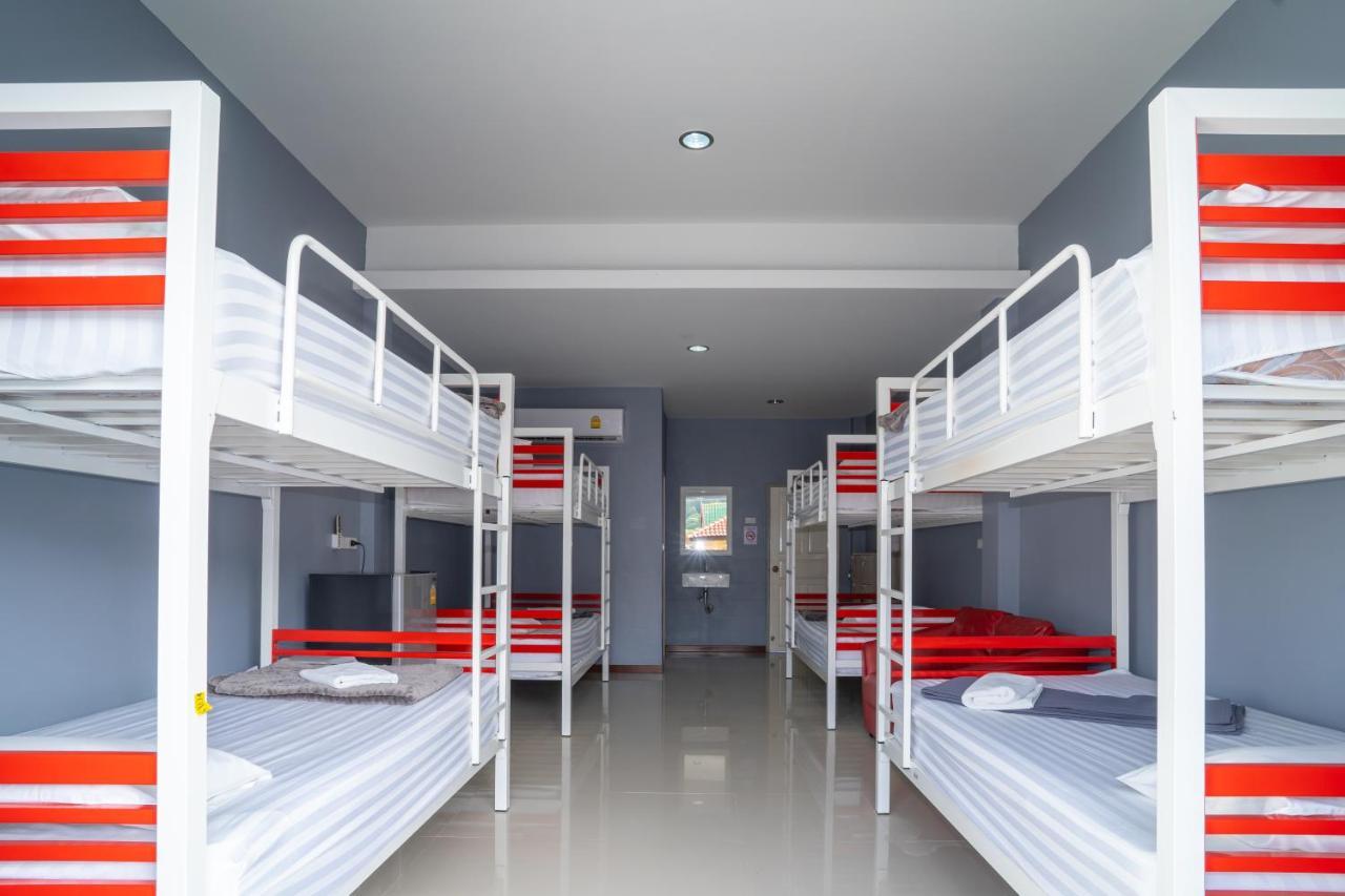 8-Bed Mixed Dormitory Room,643347249:JPEG