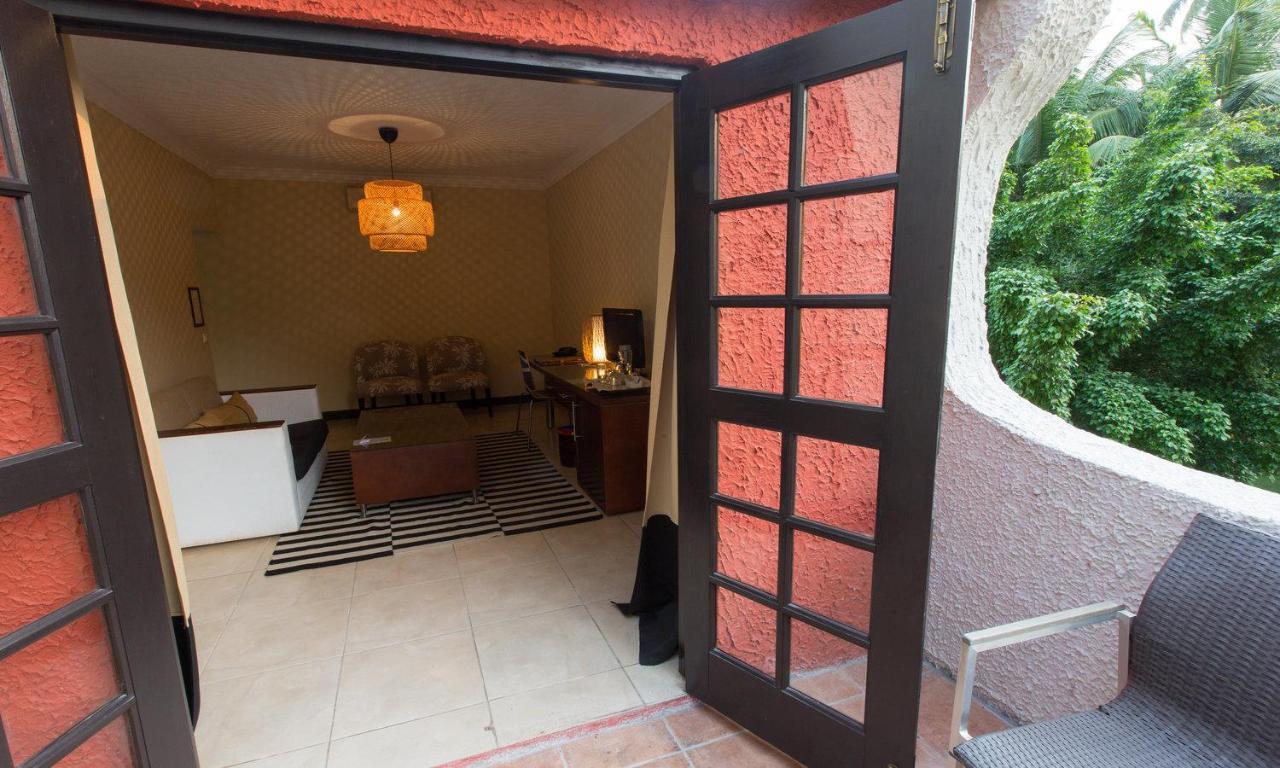 Zweibettzimmer mit Balkon