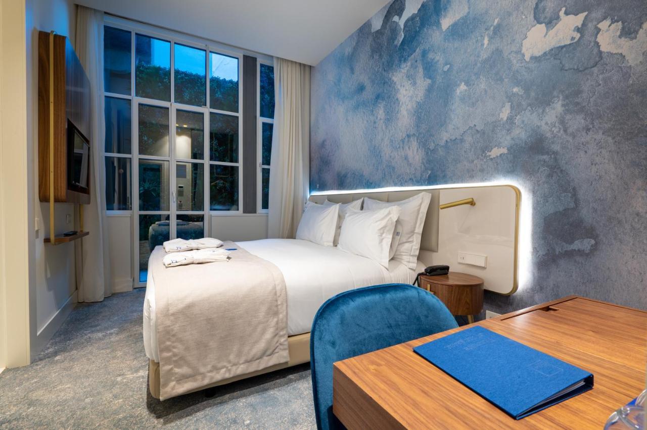 Classic Doppel- oder Zweibettzimmer mit Blick zur Innenseite