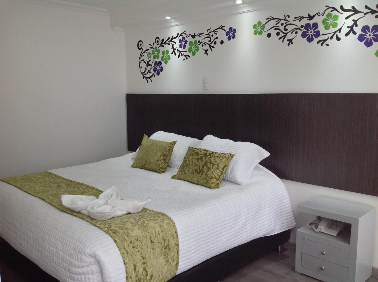 Double or Twin Room Private Bathroom