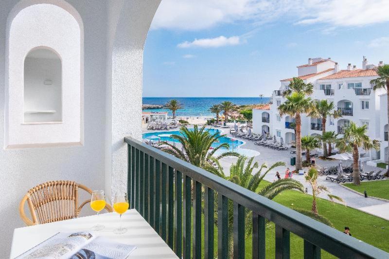 Apartamento Select con vistas laterales al mar