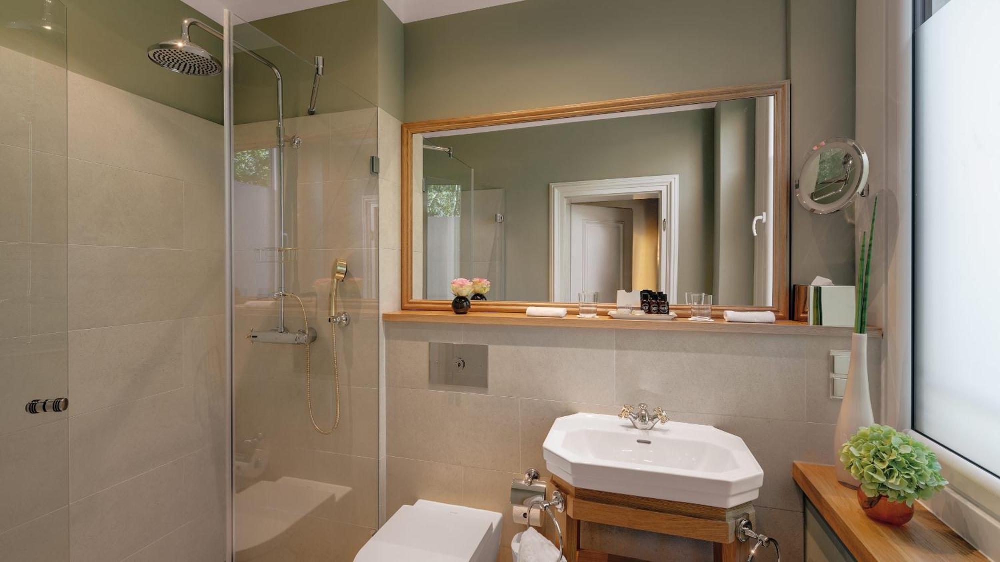 Deluxe Single Room