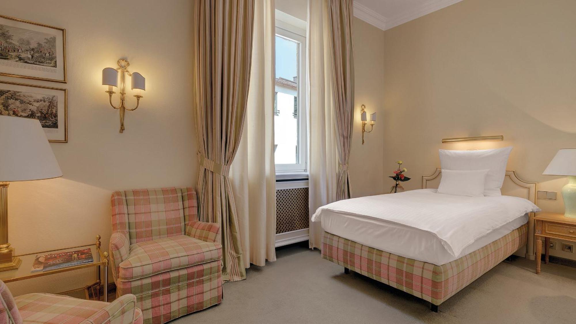 Classic Single Room