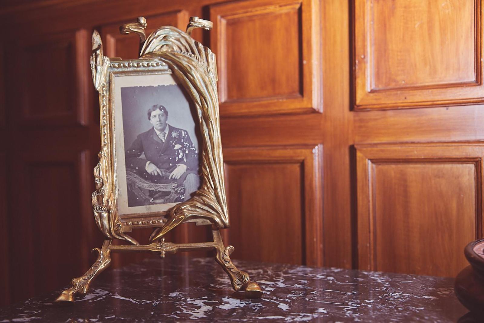 Oscar Wilde Room,1215027106:JPEG