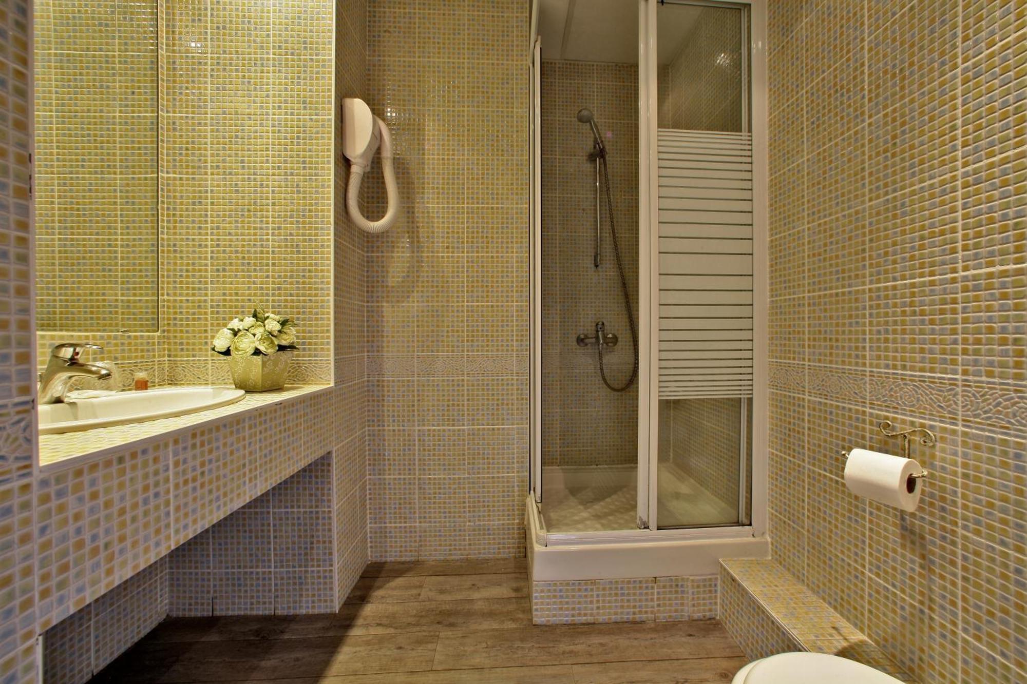 Standard Double Room with Air Conditioning