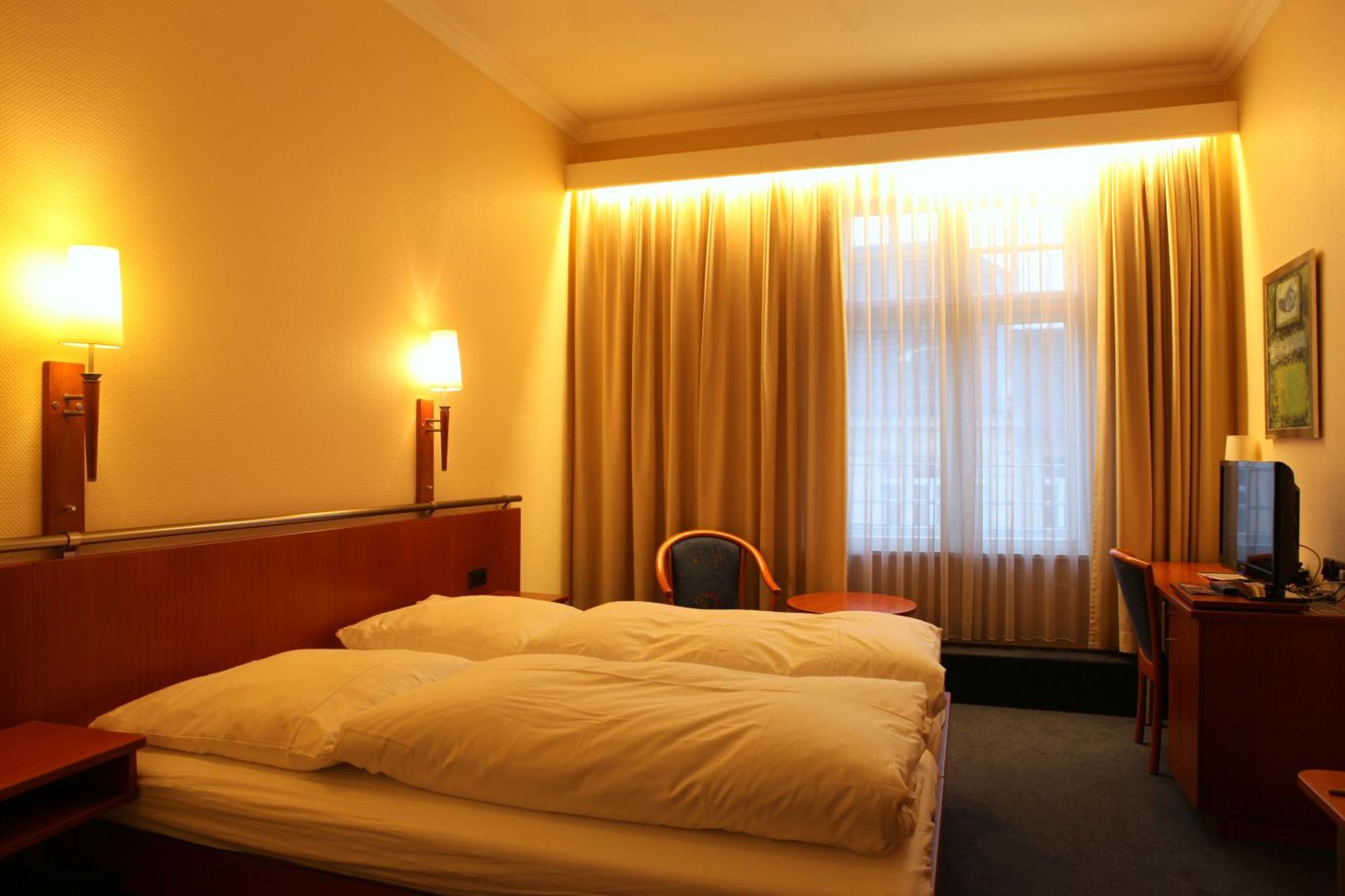 Economy Double Room Shower
