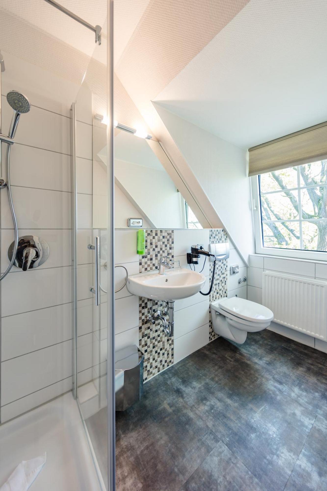 Standard Single Room