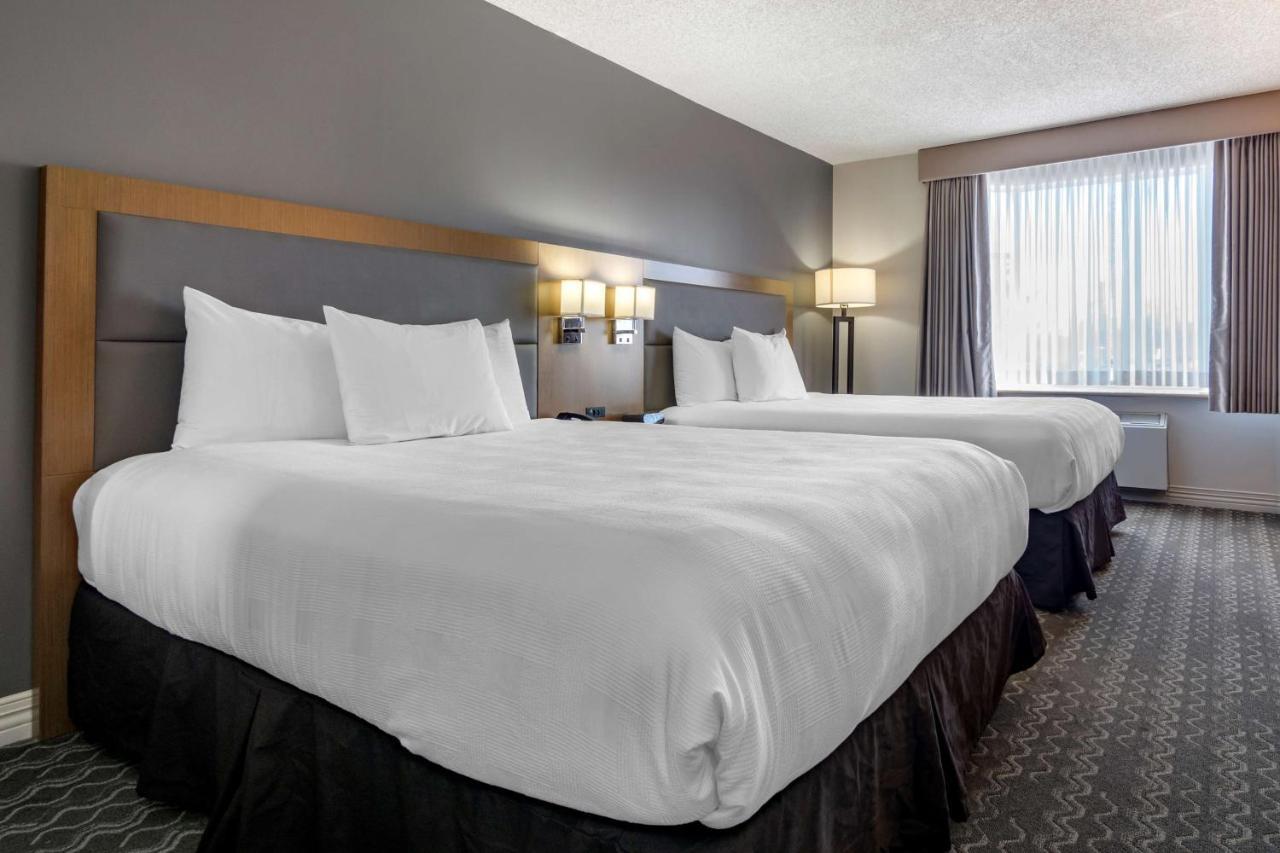 Deluxe Two Double Beds Room