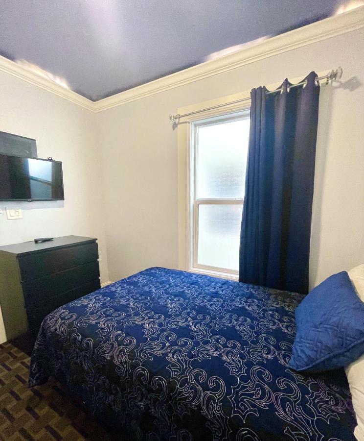 Single Room Private Bathroom