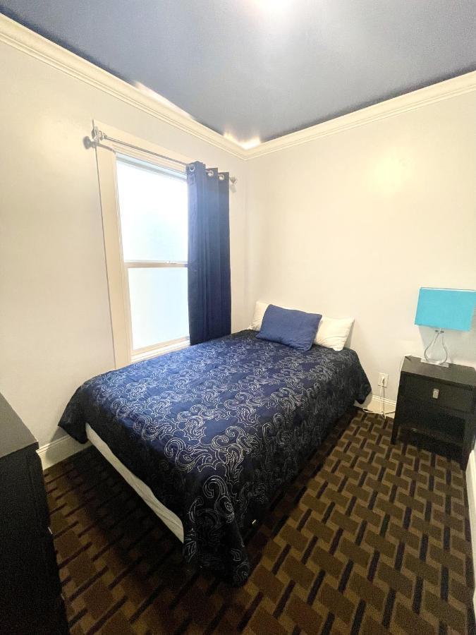 Single Room Private Bathroom