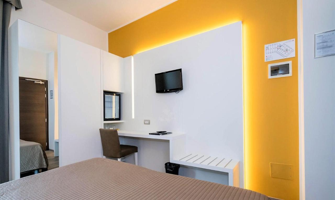 Standard Double or Twin Room Balcony