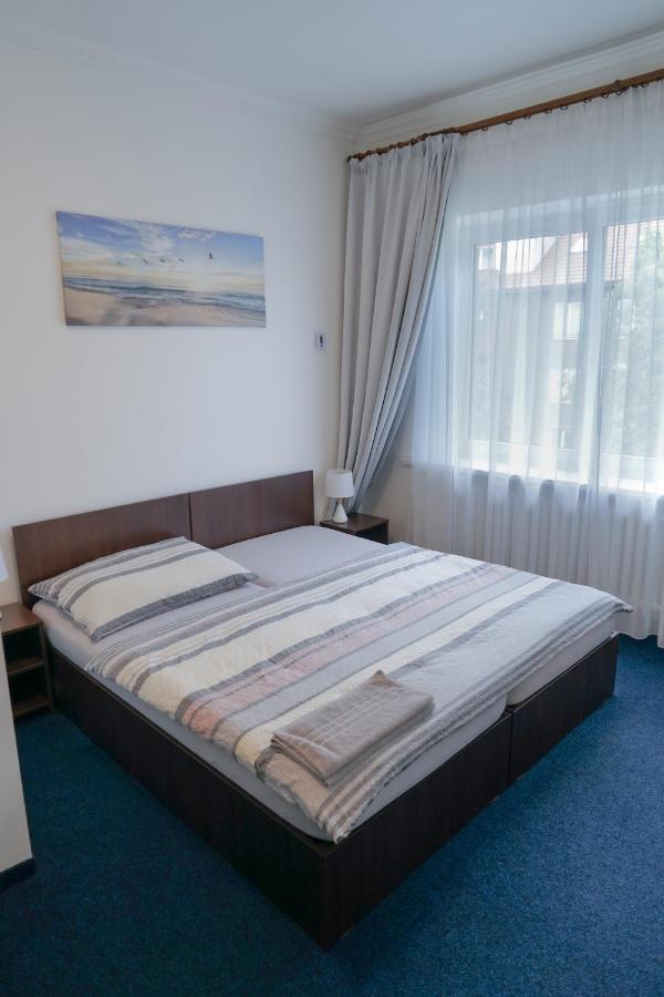 Double Room with Private Bathroom,1565158570:JPEG