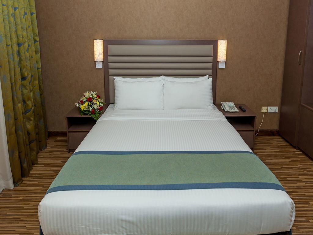Standard Single Room,126397962:JPEG