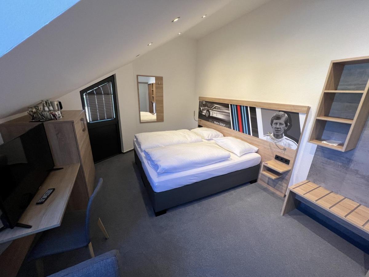 Dreibettzimmer