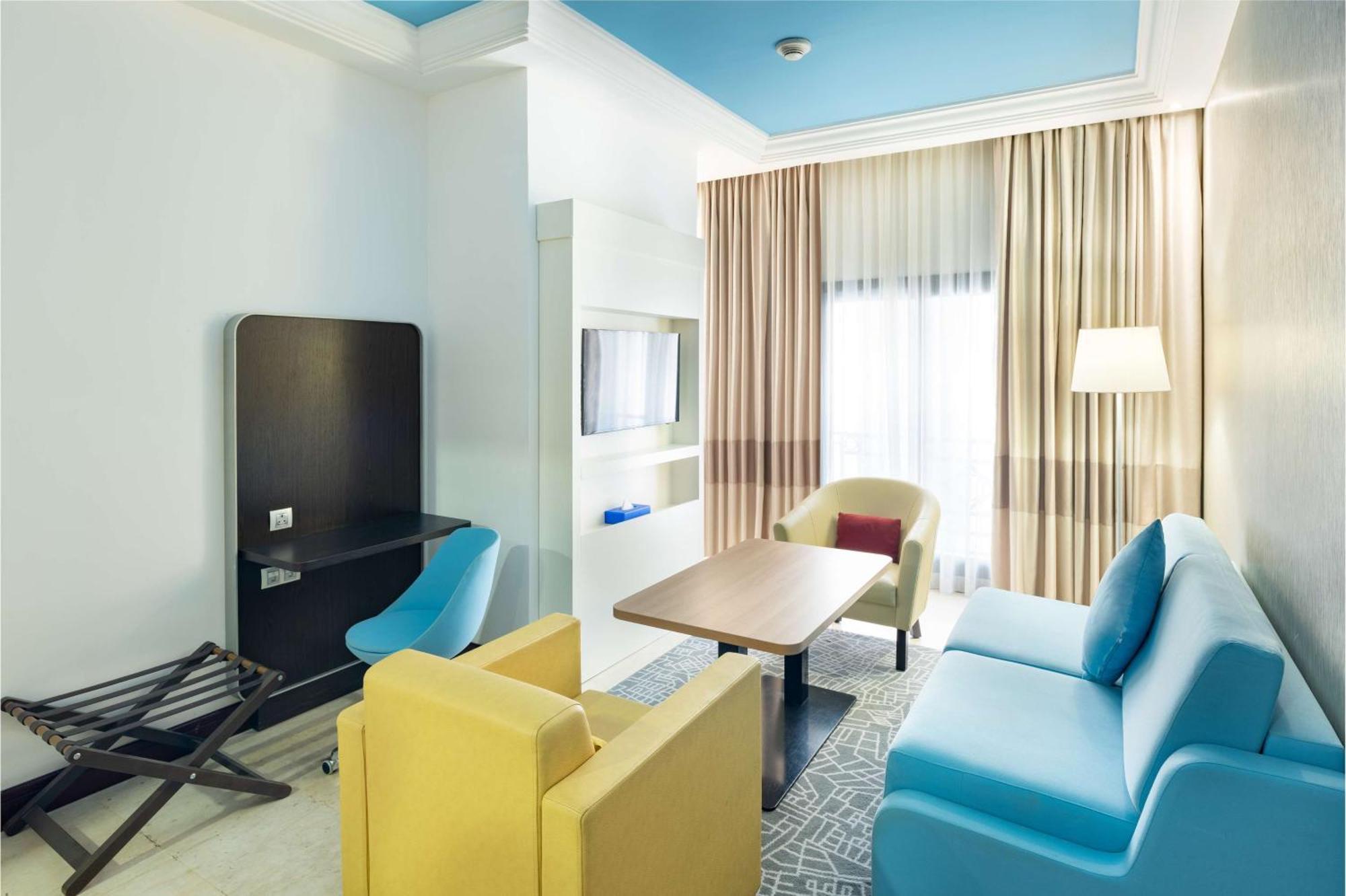 One-Bedroom Suite with Mosque View,1265090251:JPEG