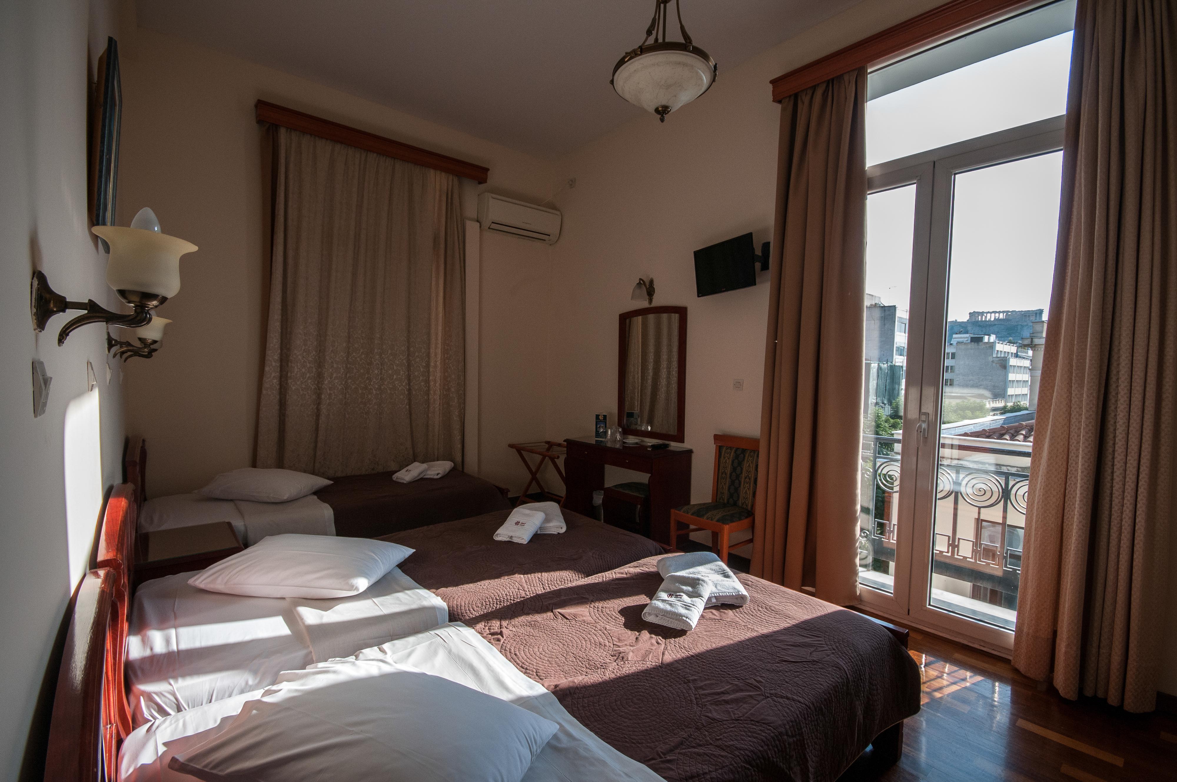 Economy Triple Room