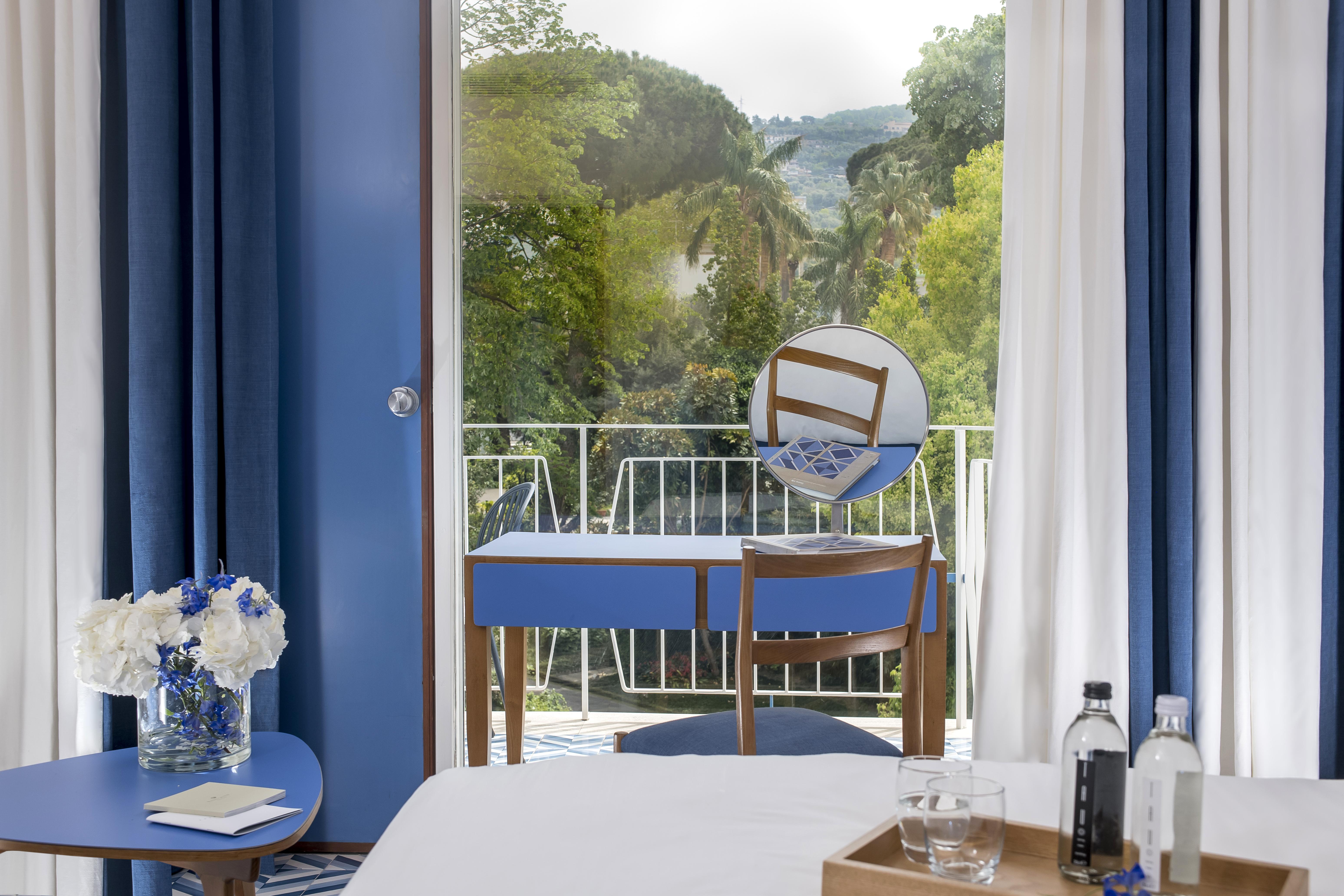 Doppel-/Zweibettzimmer mit Parkblick