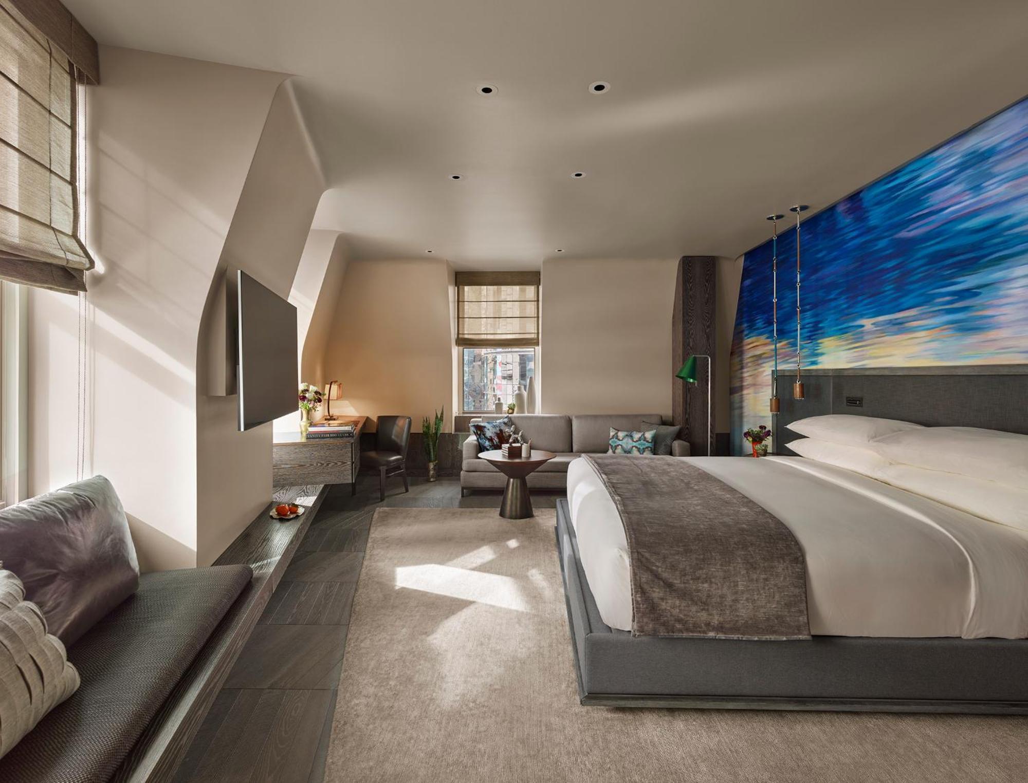Executive Suite,1126785996:JPEG