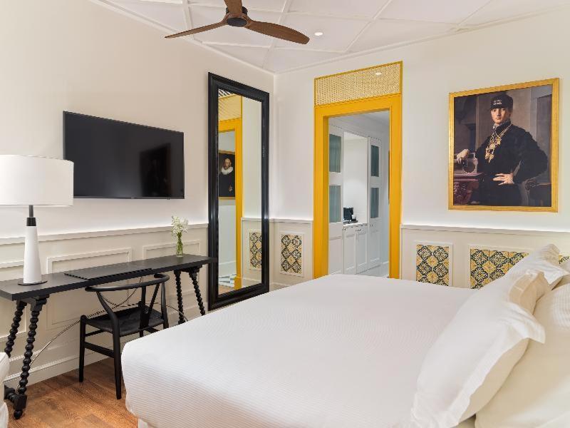 Double or Twin Room City View