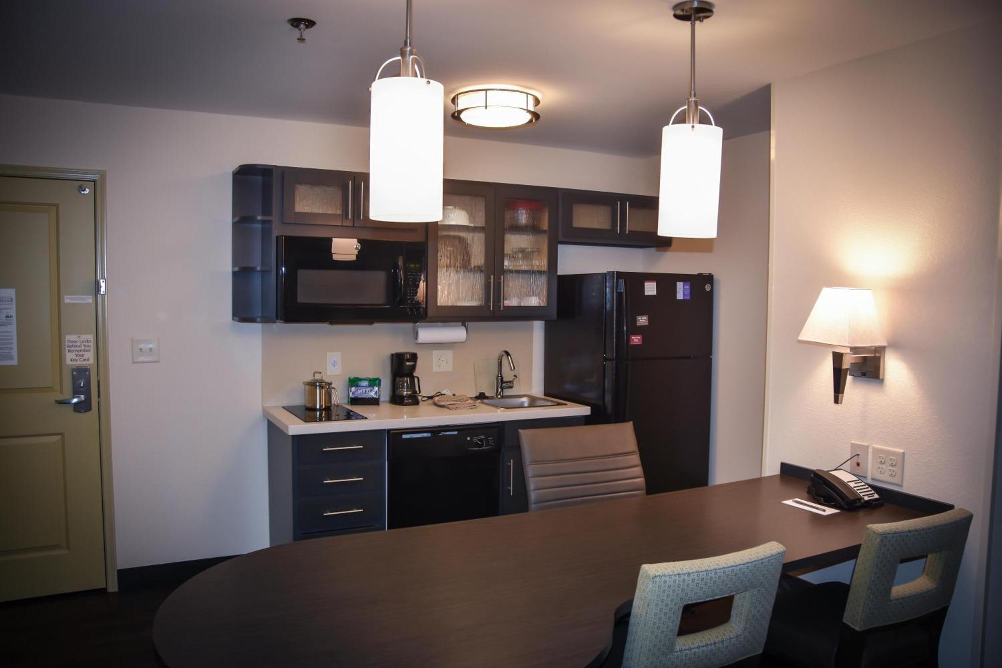 One-Bedroom Suite with Sofa Bed,1434623437:JPEG