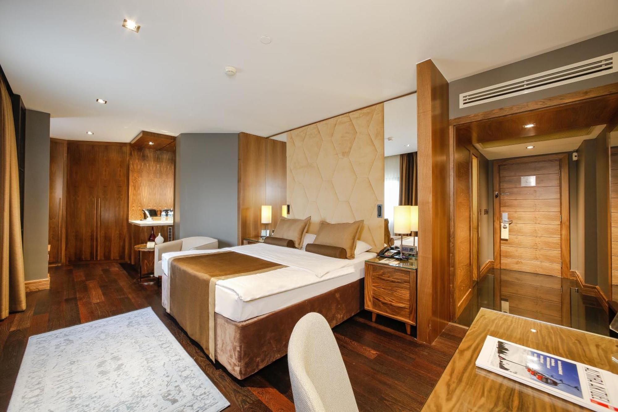 Kamer met Queensize Bed en Bubbelbad