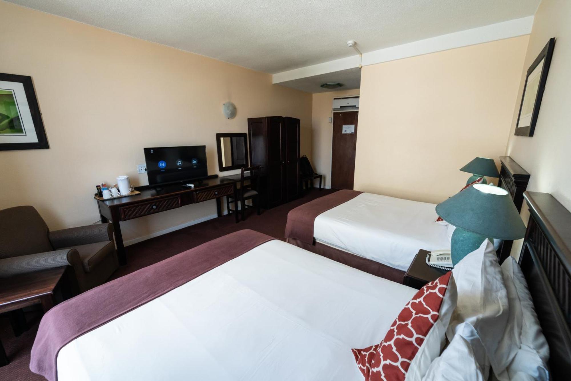 Family Double Room with Side Sea View,1280433460:JPEG