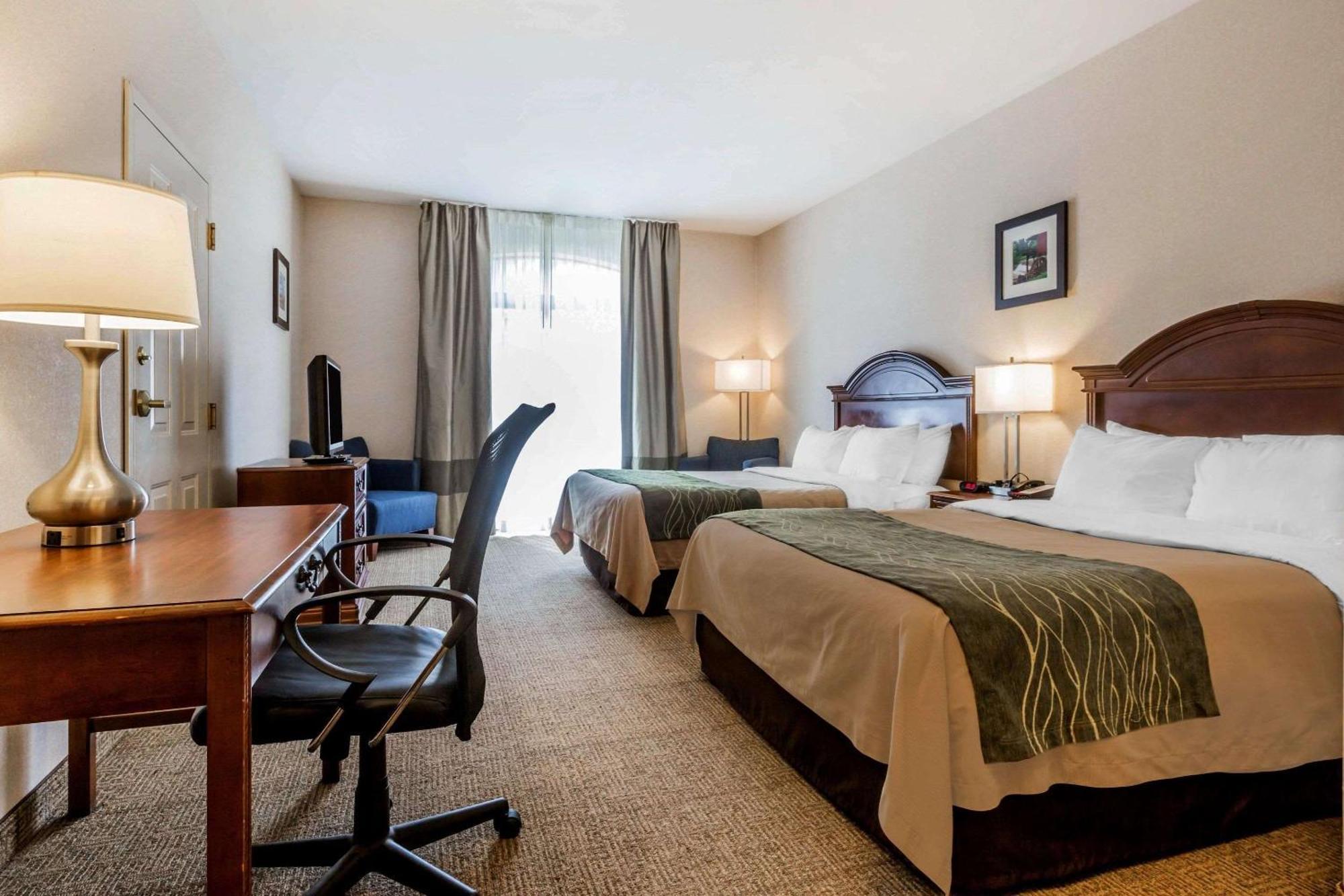 Standard Queen Room Two Queen Beds Non-Smoking